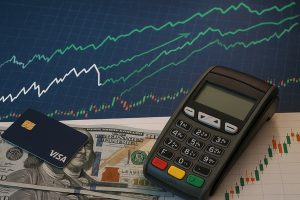 Payments Momentum Pushes Financials Higher as Earnings and Technicals Diverge