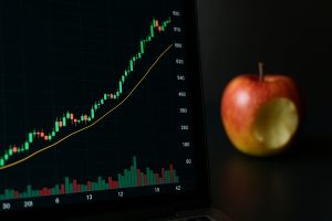 Nvidia Rally Tests Conviction as Apple Confronts a $38 Billion Antitrust Risk